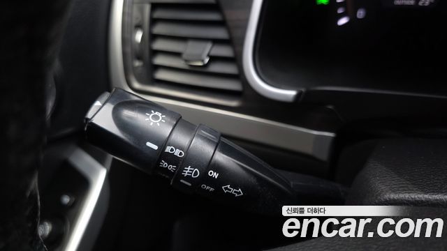 KG Mobility KORANDO 2015 — photo 24