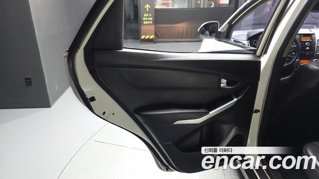 KG Mobility KORANDO 2015 — photo 15