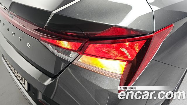 Hyundai AVANTE 2024 — photo 9