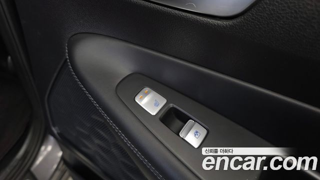 Hyundai Santafe 2022 — photo 24