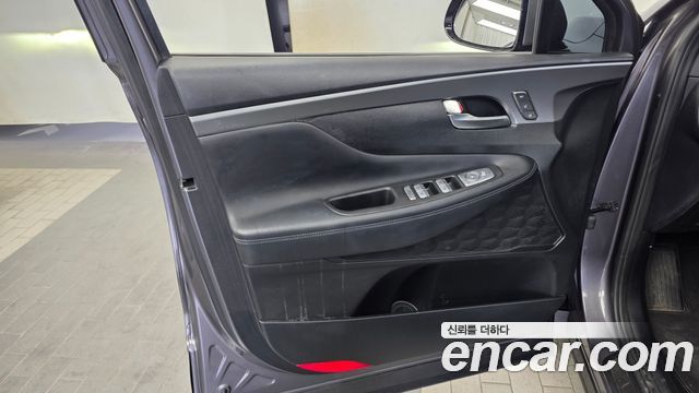 Hyundai Santafe 2022 — photo 14