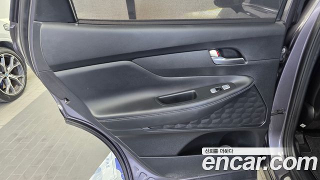 Hyundai Santafe 2022 — photo 15