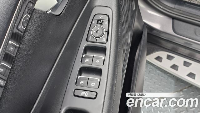 Hyundai Santafe 2022 — photo 23