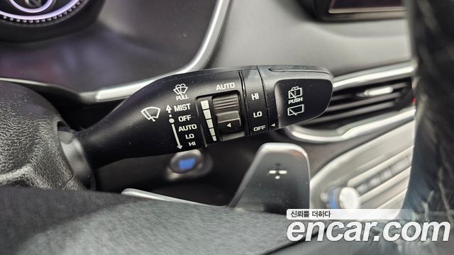 Hyundai Santafe 2022 — photo 25