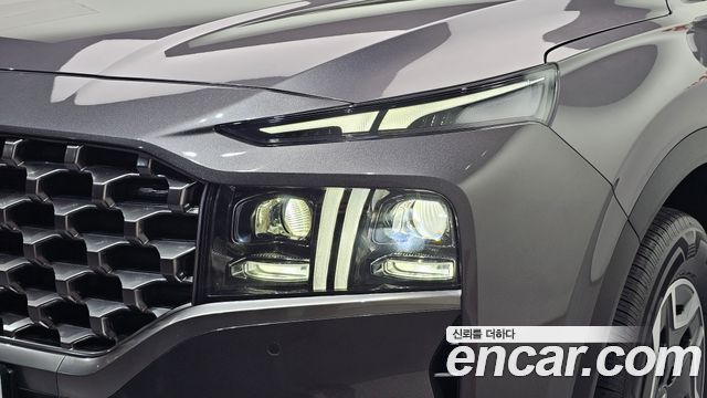 Hyundai Santafe 2022 — photo 8