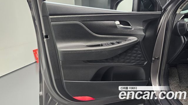 Hyundai Santafe 2022 — photo 14