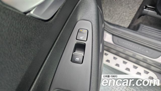 Hyundai Santafe 2022 — photo 27