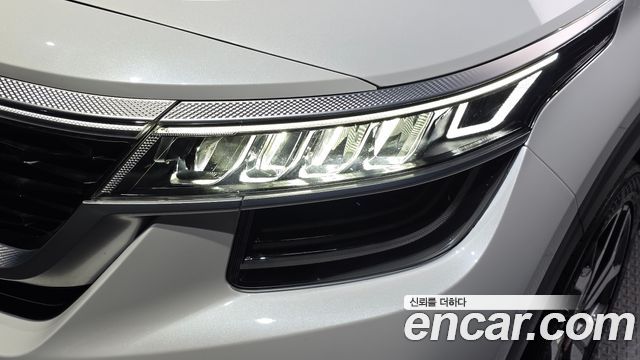 Kia Seltos 2022 — photo 8