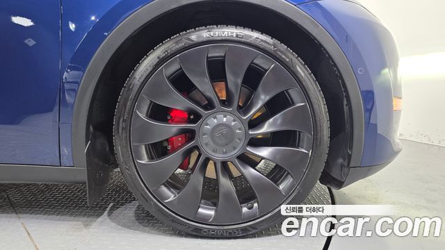 Tesla Model Y 2022 — photo 7
