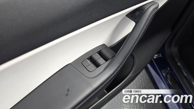 Tesla Model Y 2022 — photo 24