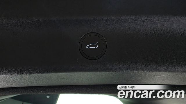Tesla Model Y 2022 — photo 25