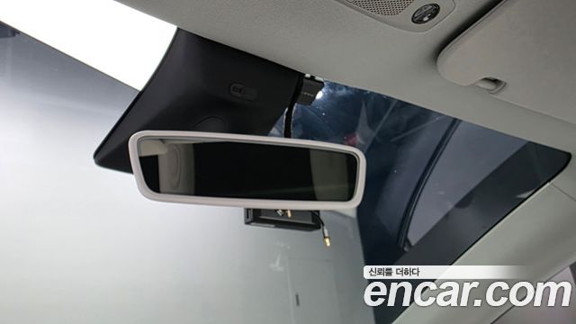 Tesla Model Y 2022 — photo 27