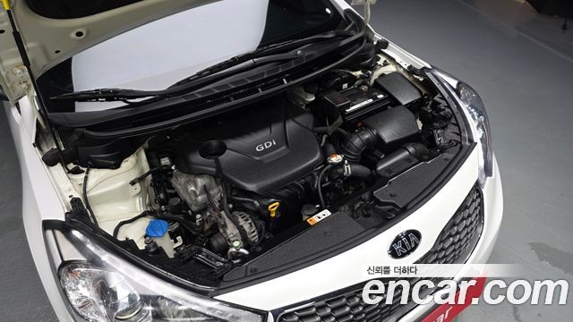 Kia K3 2015 — photo 6