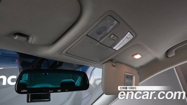 Kia K3 2015 — photo 25