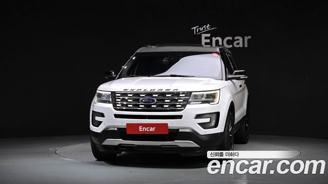 Ford Explorer 2016 — photo 3