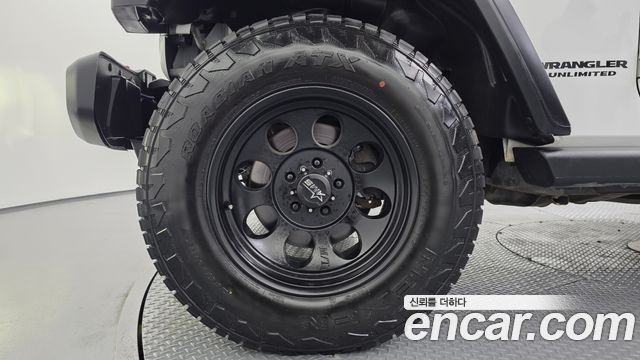 Jeep Wrangler 2012 — photo 5