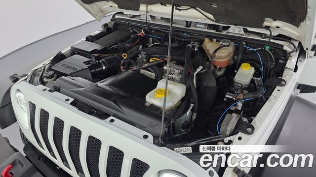 Jeep Wrangler 2012 — photo 6