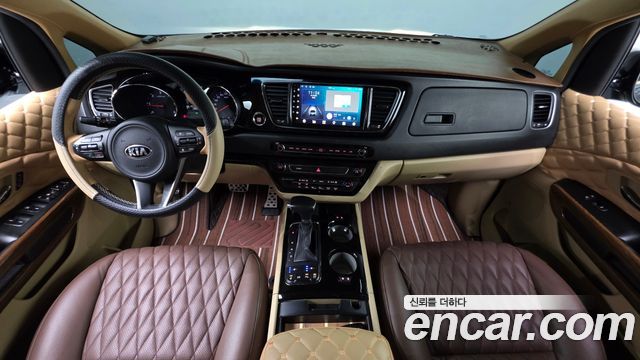 Kia Canival 2017 — photo 7
