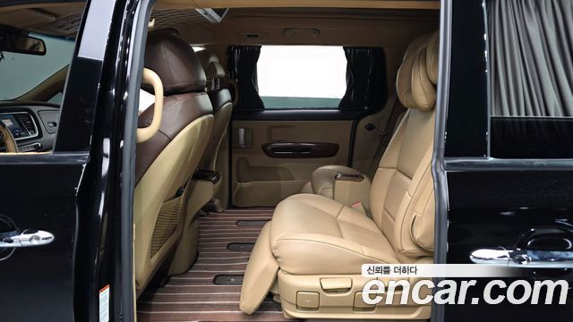 Kia Canival 2017 — photo 12
