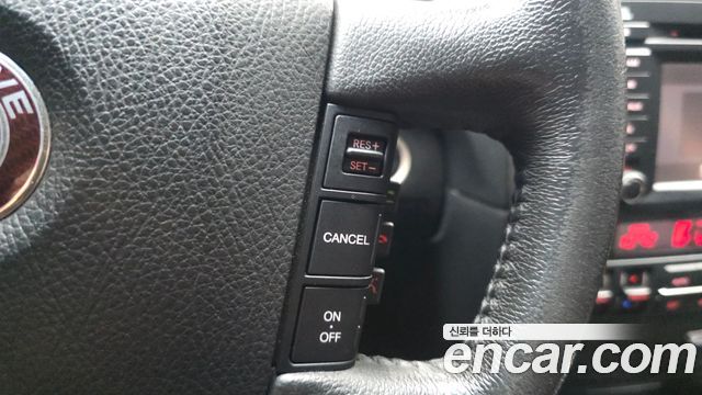 Kia Mohave 2010 — photo 18