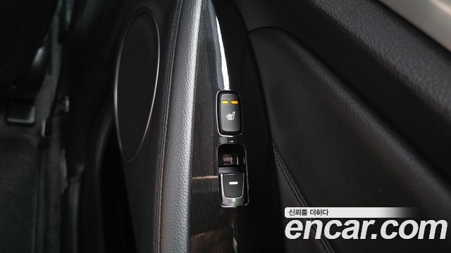 Kia K7 2016 — photo 17