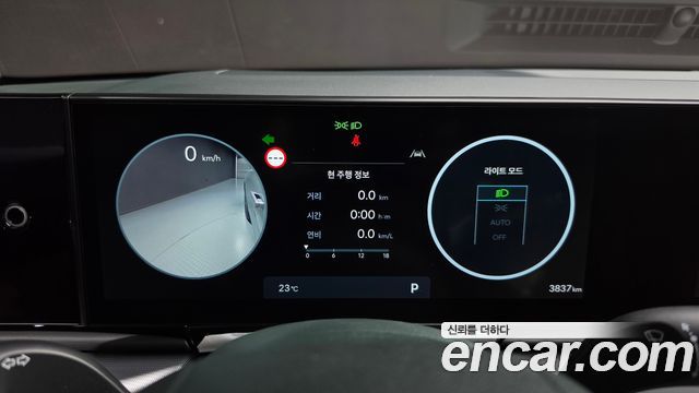 Hyundai Grandeur 2023 — photo 11