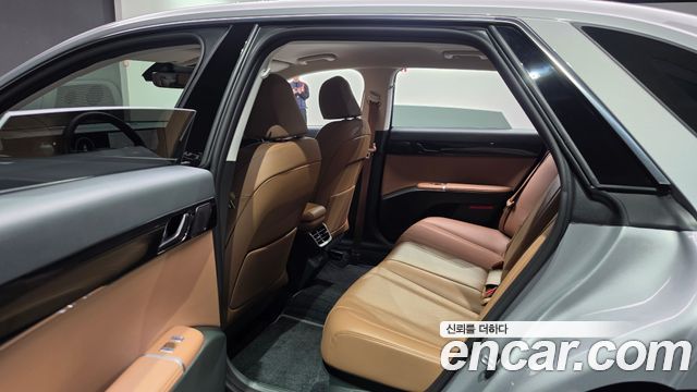 Hyundai Grandeur 2023 — photo 17