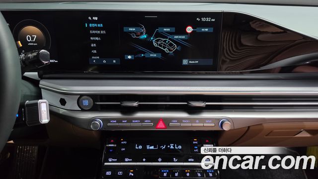 Hyundai Grandeur 2023 — photo 18