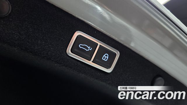 Hyundai Grandeur 2023 — photo 22