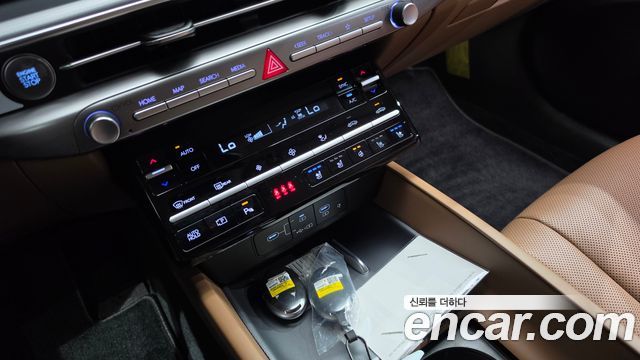 Hyundai Grandeur 2023 — photo 24
