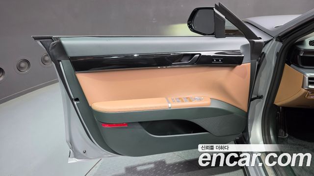 Hyundai Grandeur 2023 — photo 14