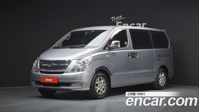 Hyundai Starex 2013 — photo 1