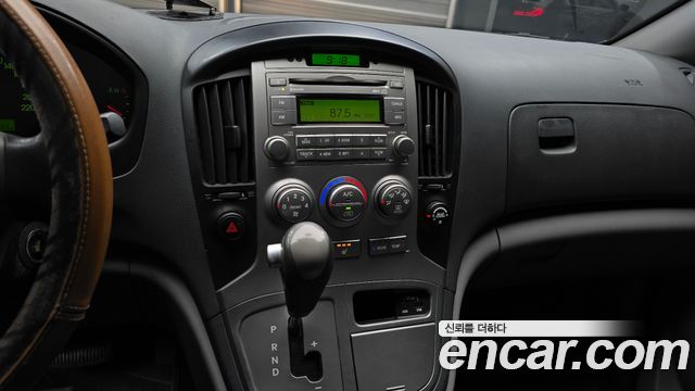 Hyundai Starex 2013 — photo 14