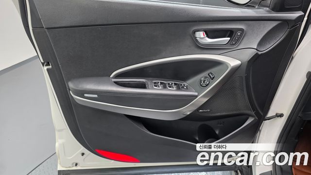 Hyundai Santafe 2015 — photo 14