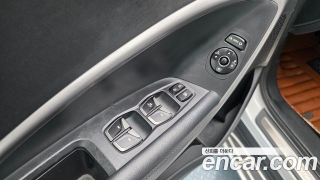 Hyundai Santafe 2015 — photo 27