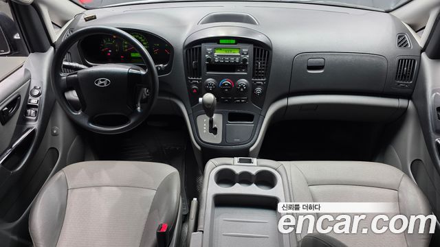 Hyundai Starex 2011 — photo 10
