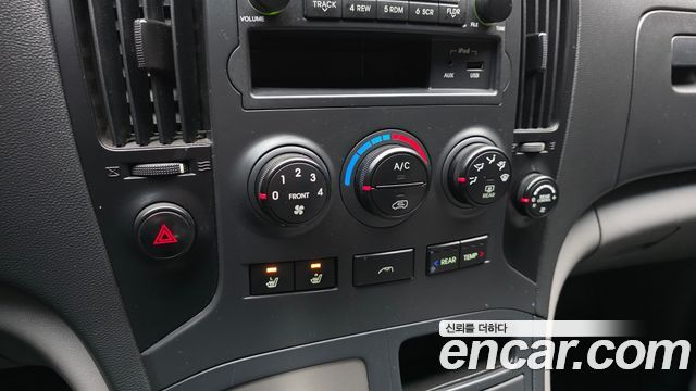 Hyundai Starex 2011 — photo 21