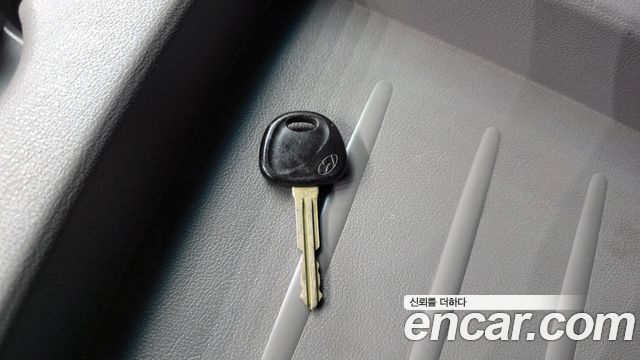 Hyundai Starex 2011 — photo 30