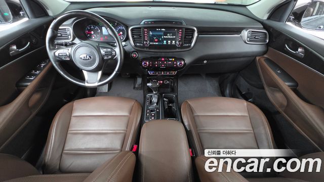 Kia Sorento 2016 — photo 10