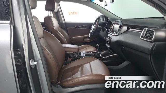 Kia Sorento 2016 — photo 16