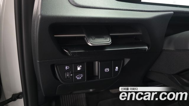 Kia EV6 2022 — photo 33