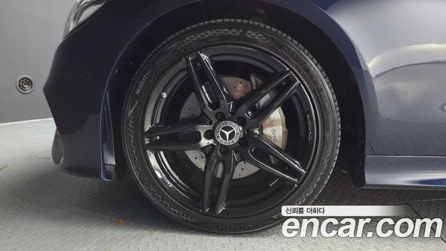 Mercedes-Benz E-Class 2019 — photo 5