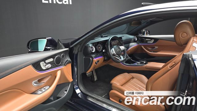 Mercedes-Benz E-Class 2019 — photo 13