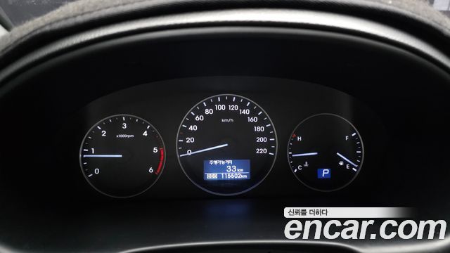 Hyundai Starex 2018 — photo 8