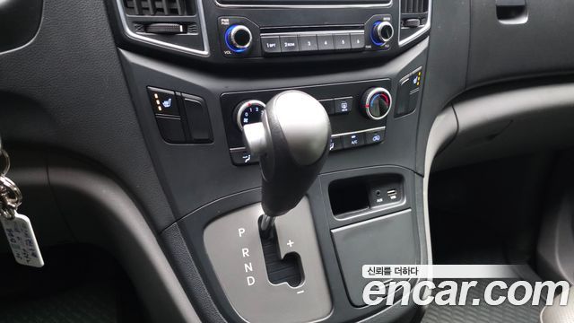 Hyundai Starex 2018 — photo 9