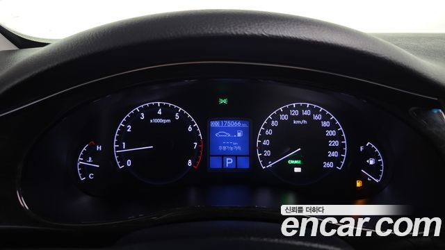 Hyundai Genesis 2014 — photo 11