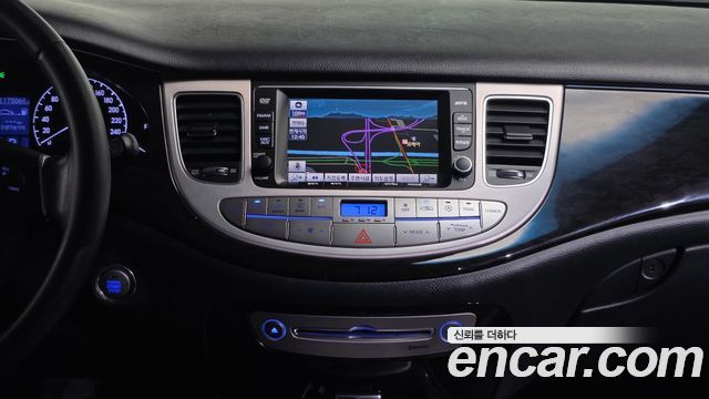 Hyundai Genesis 2014 — photo 20