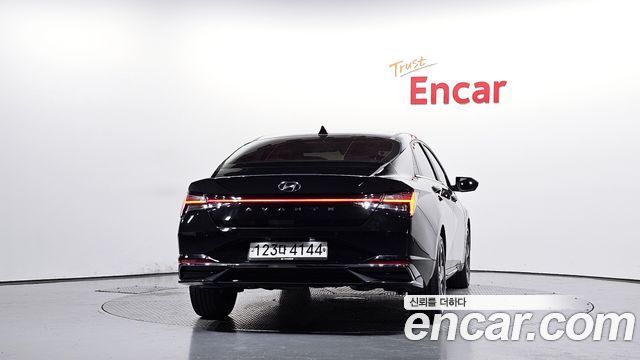 Hyundai AVANTE 2021 — photo 4