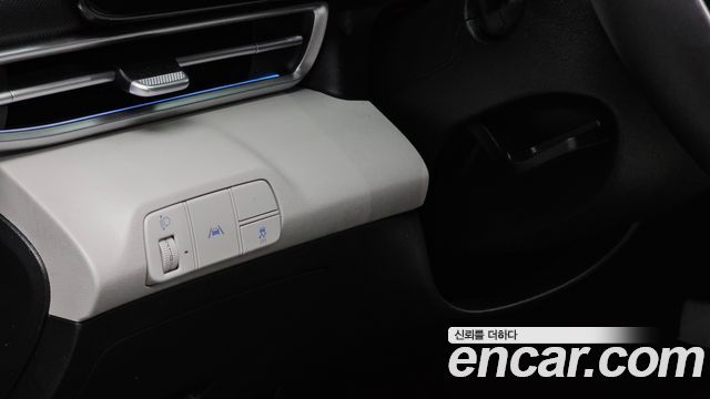 Hyundai AVANTE 2021 — photo 19