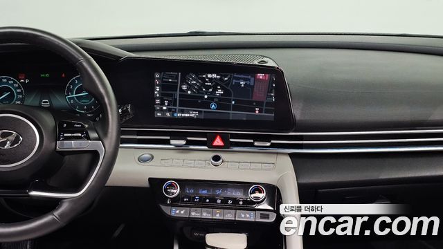 Hyundai AVANTE 2021 — photo 20